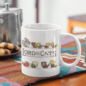Exklusive 'Lord of The Cats The Furrlowship of The Ring' Sammeltasse - Einzigartiges Design für Katzenliebhaber - Stickerloveshop
